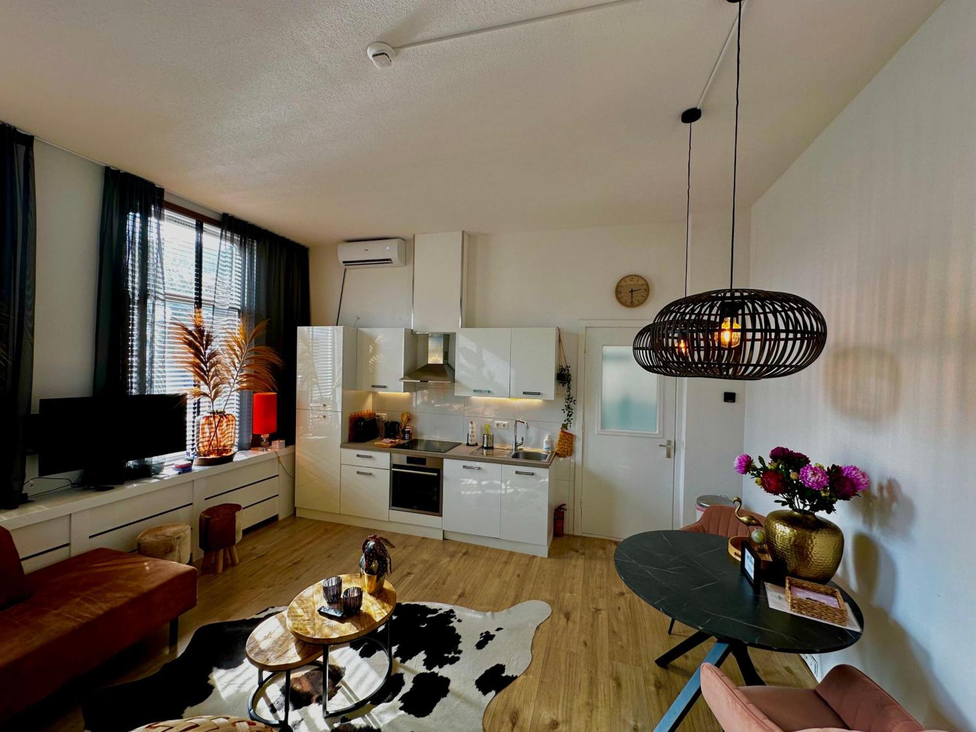 Guesthouse Villa De Eikhof هينغِلو المظهر الخارجي الصورة